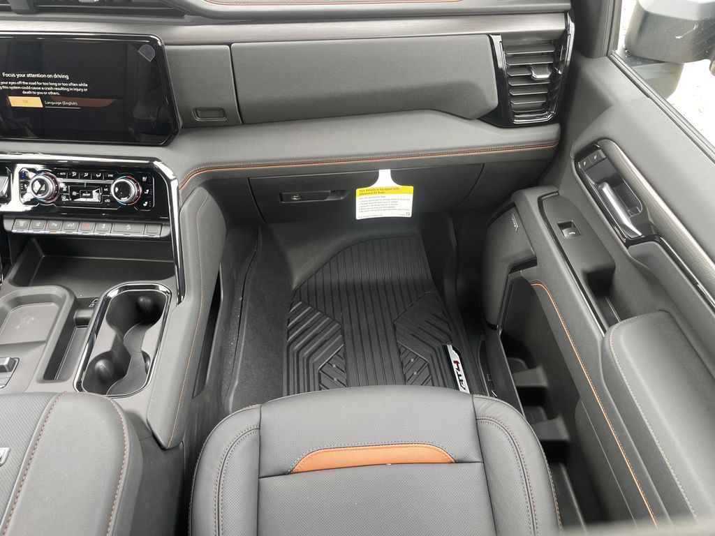 2026 GMC Sierra 2500HD AT4 - Photo 11
