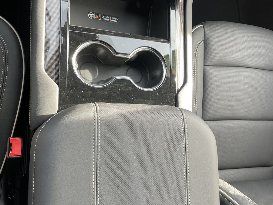 2026 GMC Yukon XL Elevation - Photo 26