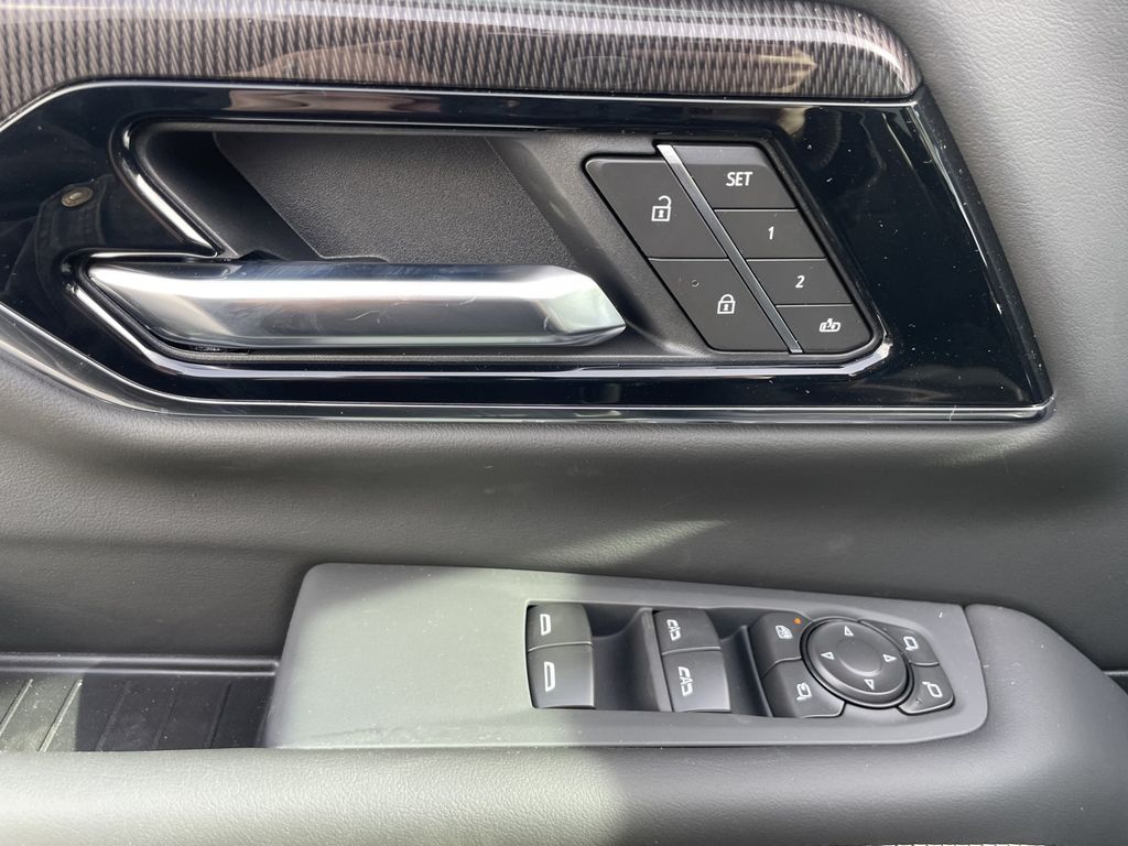 2026 GMC Yukon XL Elevation - Photo 19