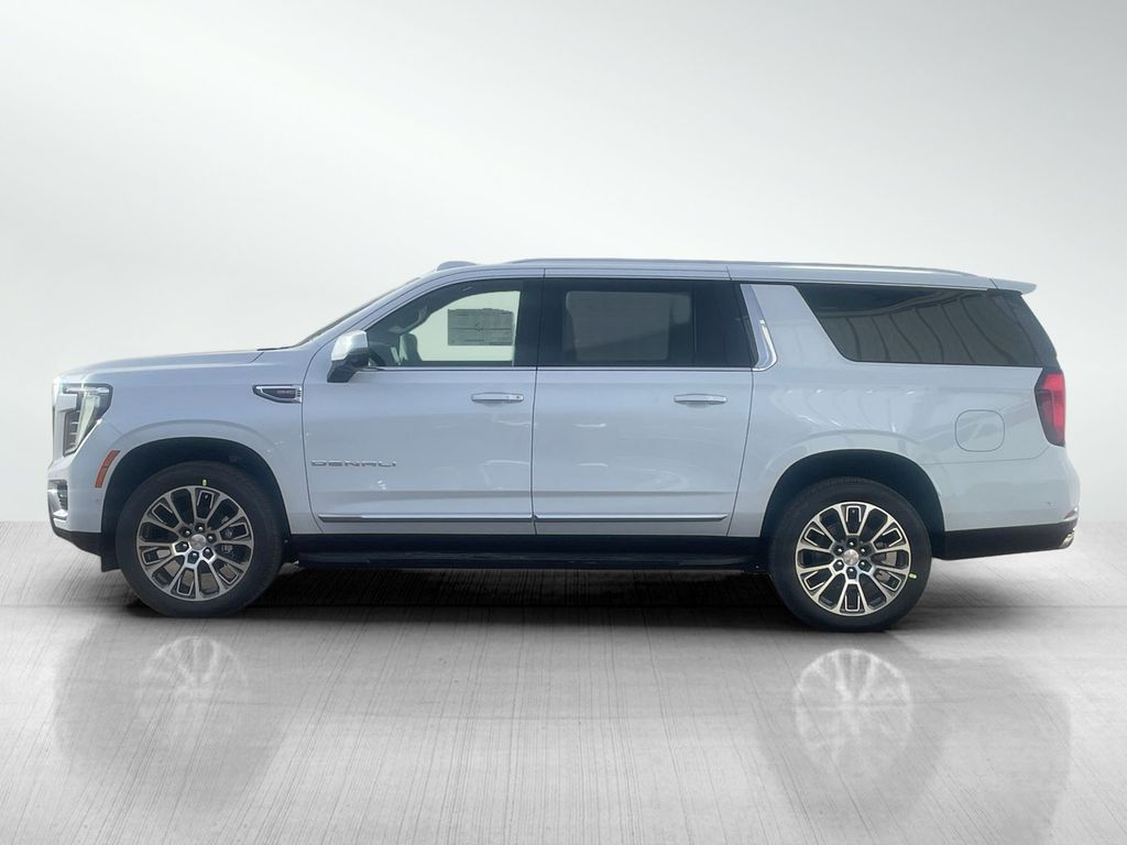 2026 GMC Yukon XL Denali - Photo 6