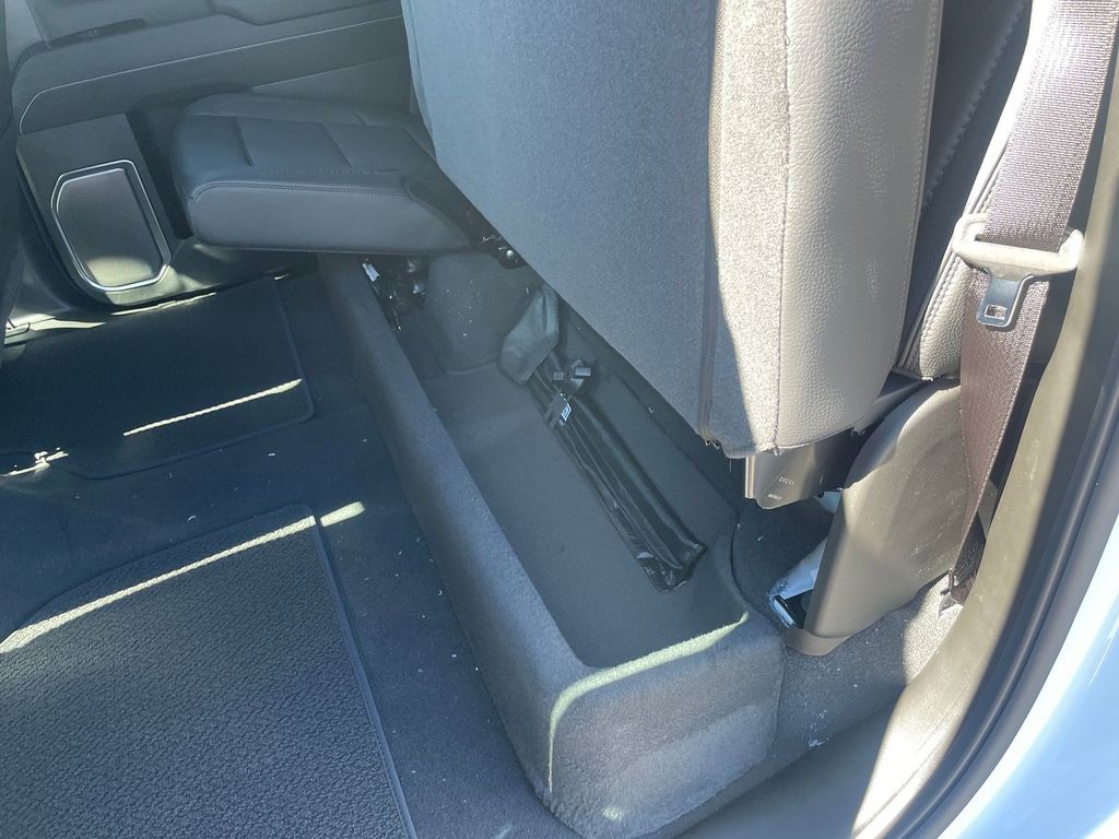 2026 GMC Sierra 1500 Denali - Photo 9