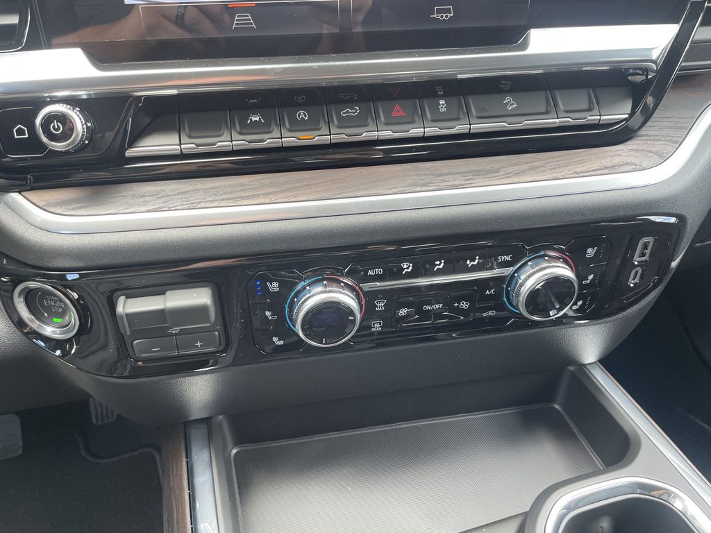 2026 GMC Sierra 1500 SLT - Photo 22