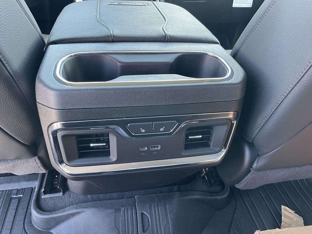 2026 GMC Sierra 2500HD Denali - Photo 14