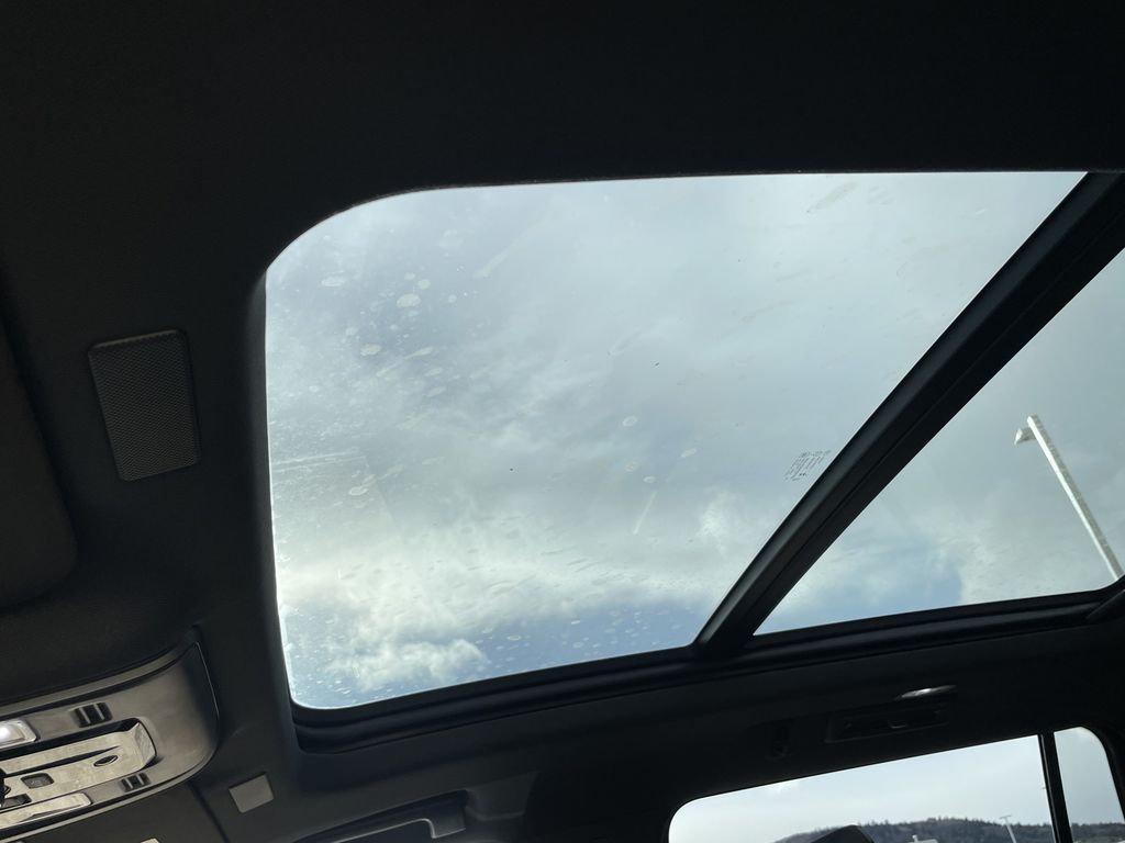 2026 GMC Yukon XL Elevation - Photo 27