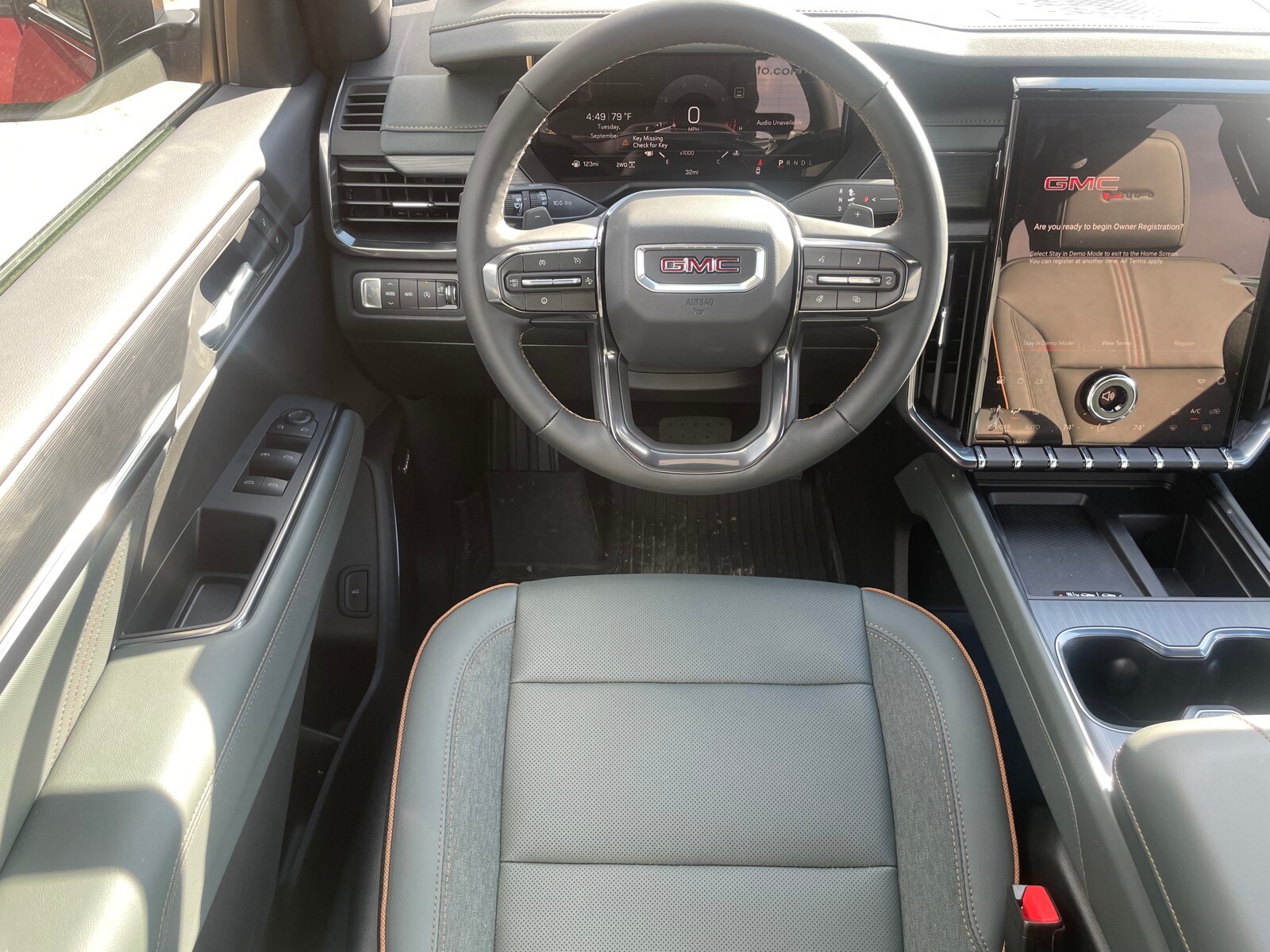 2026 GMC Acadia AT4 - Photo 13
