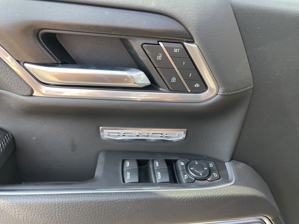 2026 GMC Sierra 1500 Denali - Photo 17