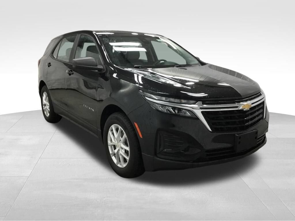 Used 2023 Chevrolet Equinox LS SUV