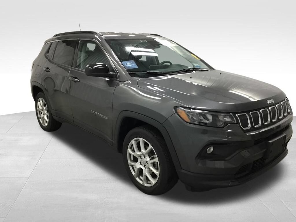 Used 2022 Jeep Compass Latitude Lux