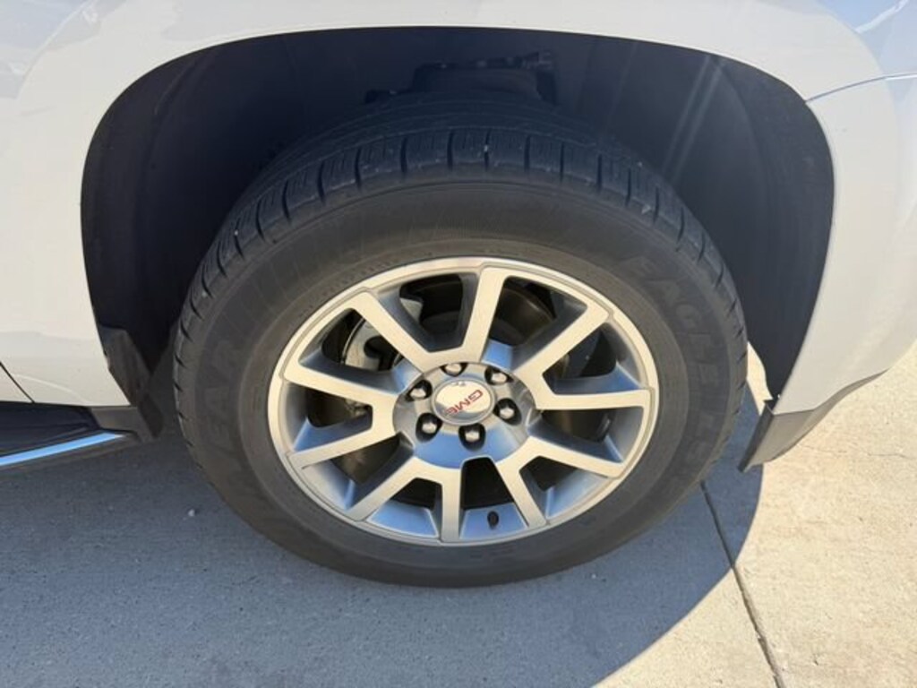 Used 2019 GMC Yukon XL Denali SUV