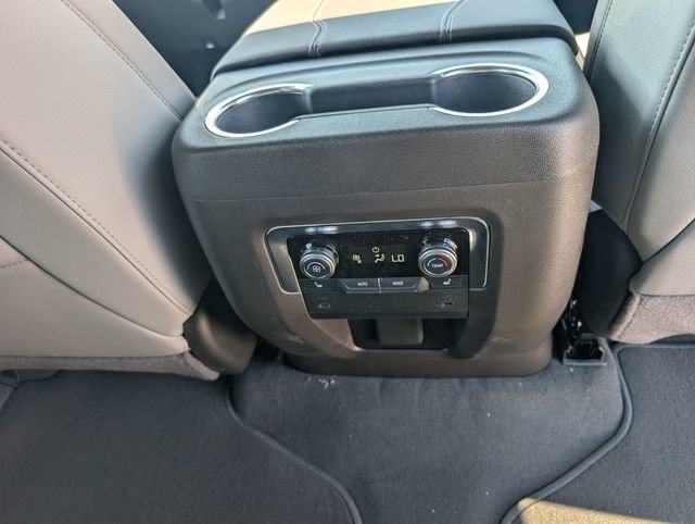 2026 GMC Yukon XL Elevation - Photo 27
