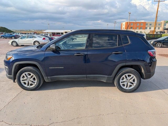 2018 Jeep Compass Sport photo 2