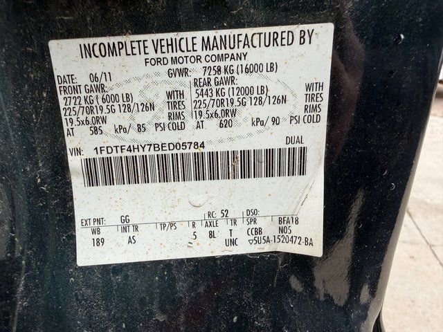 2011 Ford F-450 Super Duty Chassis Cab XL - Photo 18