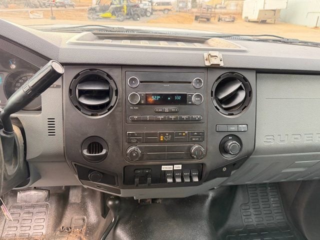 2011 Ford F-450 Super Duty Chassis Cab XL - Photo 27
