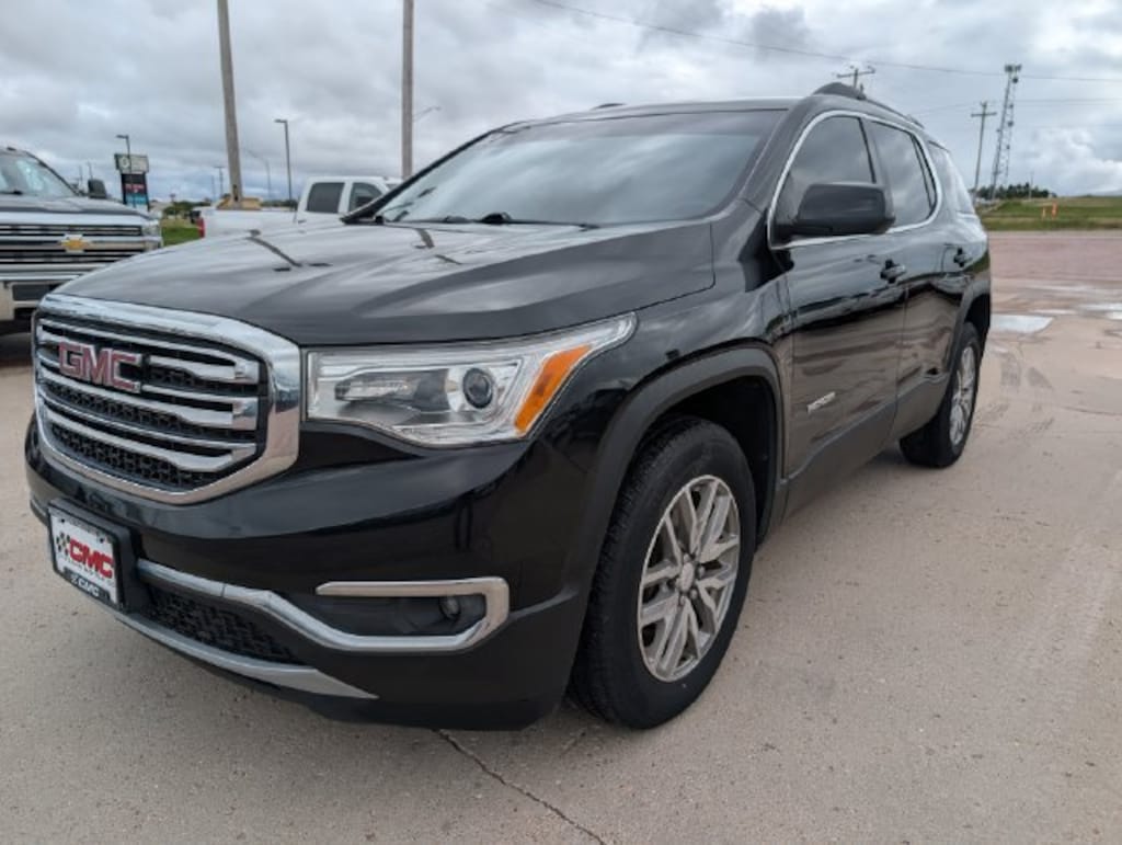 Used 2018 GMC Acadia SLE SUV