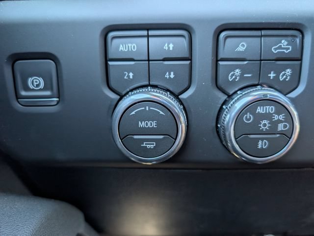 2026 GMC Sierra 2500HD AT4 - Photo 17