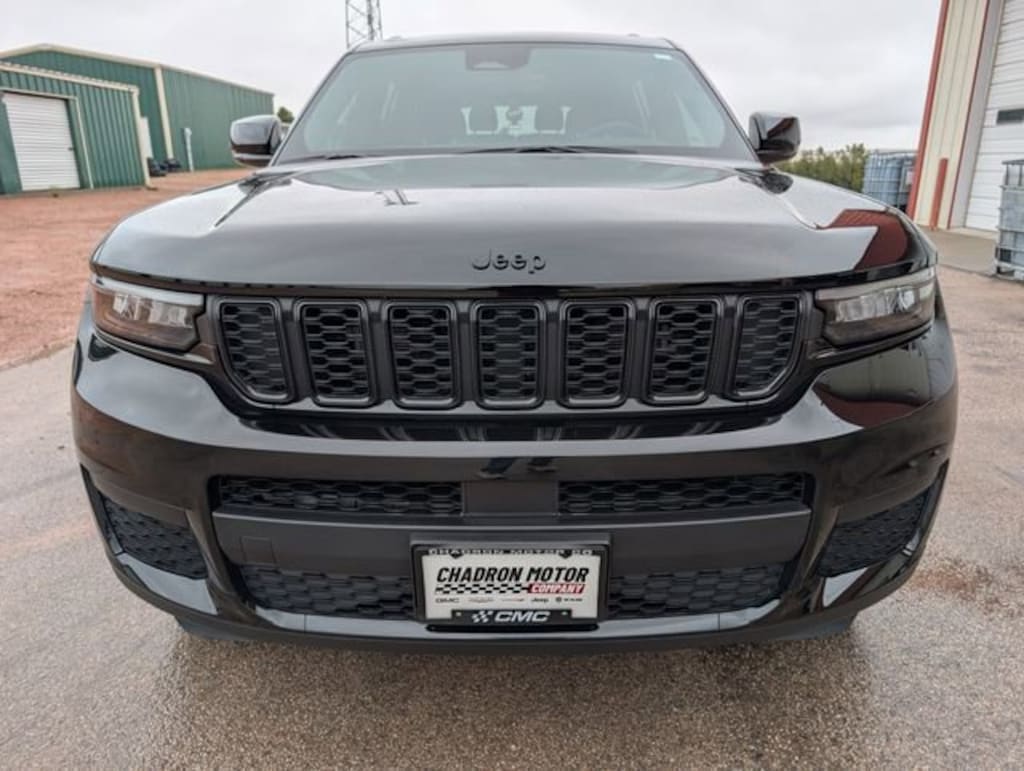 Used 2025 Jeep Grand Cherokee L Altitude