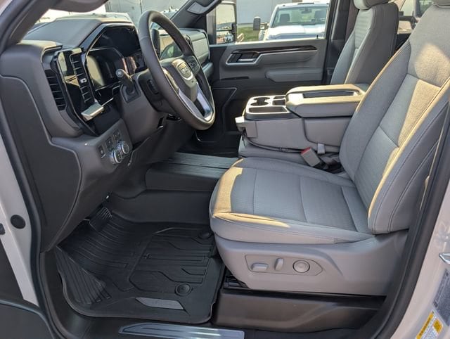 2026 GMC Sierra 2500HD SLE - Photo 13