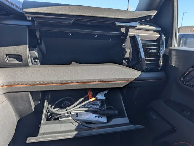 2026 GMC Sierra 2500HD AT4 - Photo 25