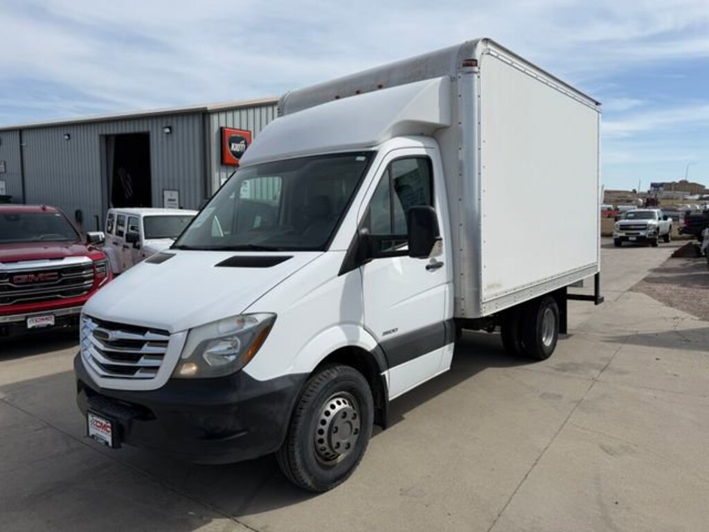 Used 2016 Freightliner Sprinter Chassis-Cabs Chassis W/Body
