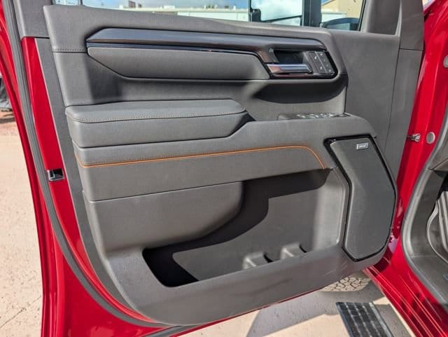 2025 GMC Sierra 2500HD AT4 - Photo 13