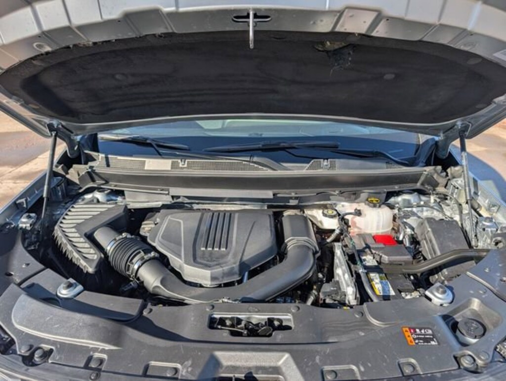 Used 2025 Chevrolet Traverse LT SUV