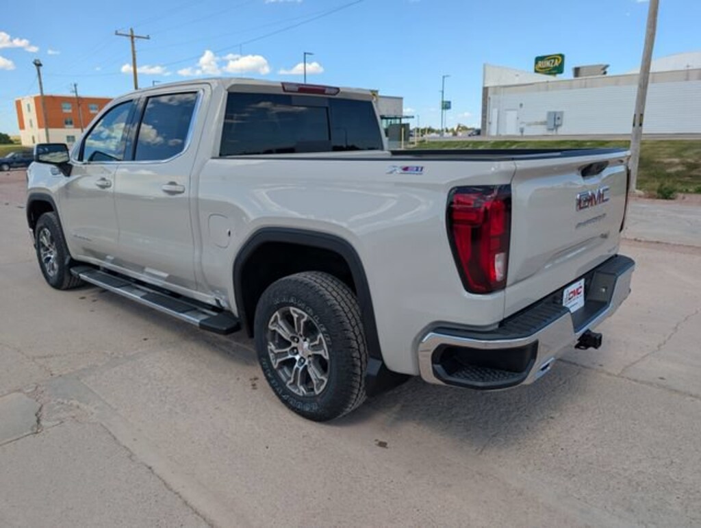 New 2026 GMC Sierra 1500 SLE Truck