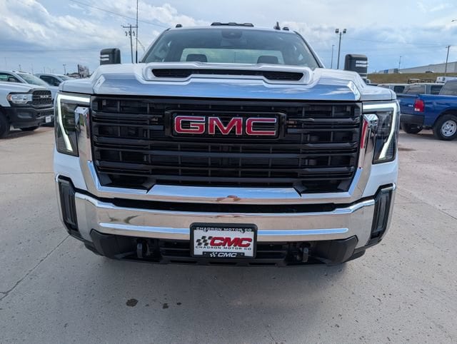 2026 GMC Sierra 2500HD Pro - Photo 9
