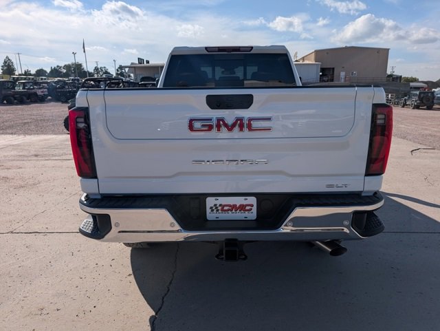 2025 Gmc Sierra 2500 HD SLT photo 3