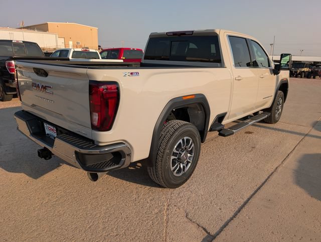 2026 GMC Sierra 2500HD SLE - Photo 6