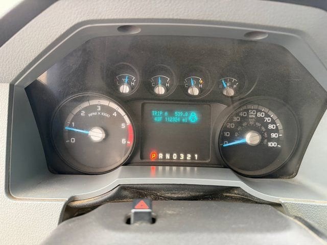 2011 Ford F-450 Super Duty Chassis Cab XL - Photo 23