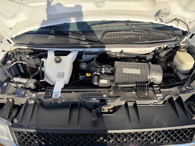 2016 Chevrolet Express Passenger 3500 LT photo 3