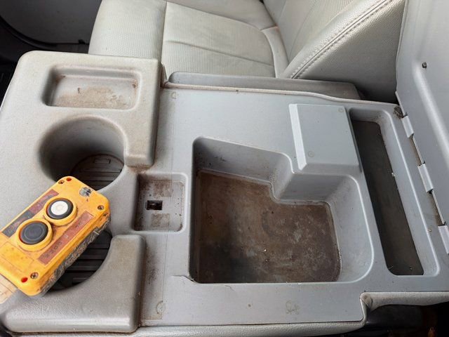 2011 Ford F-450 Super Duty Chassis Cab XL - Photo 28