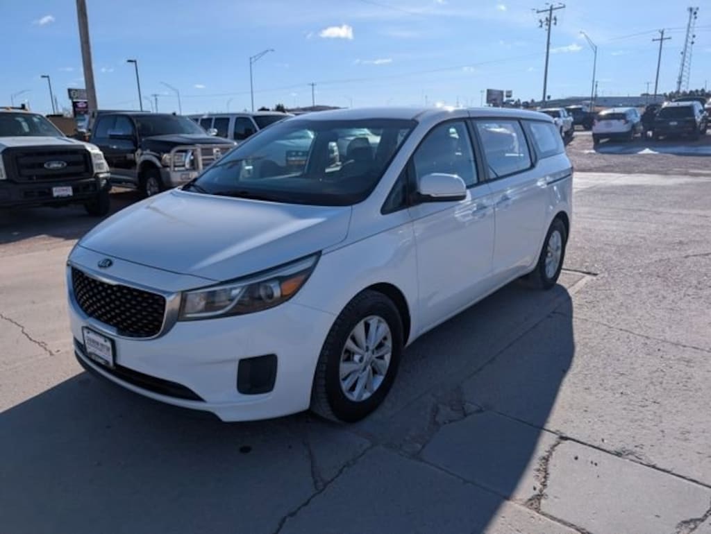Used 2018 Kia Sedona L