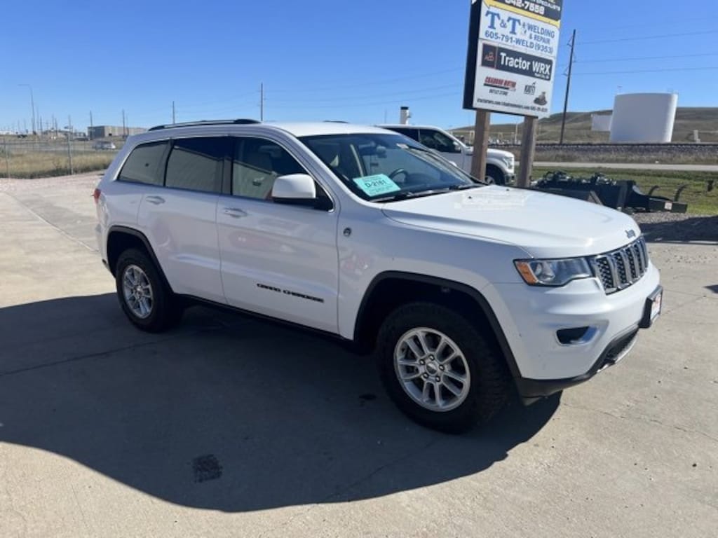 Used 2018 Jeep Grand Cherokee Laredo E