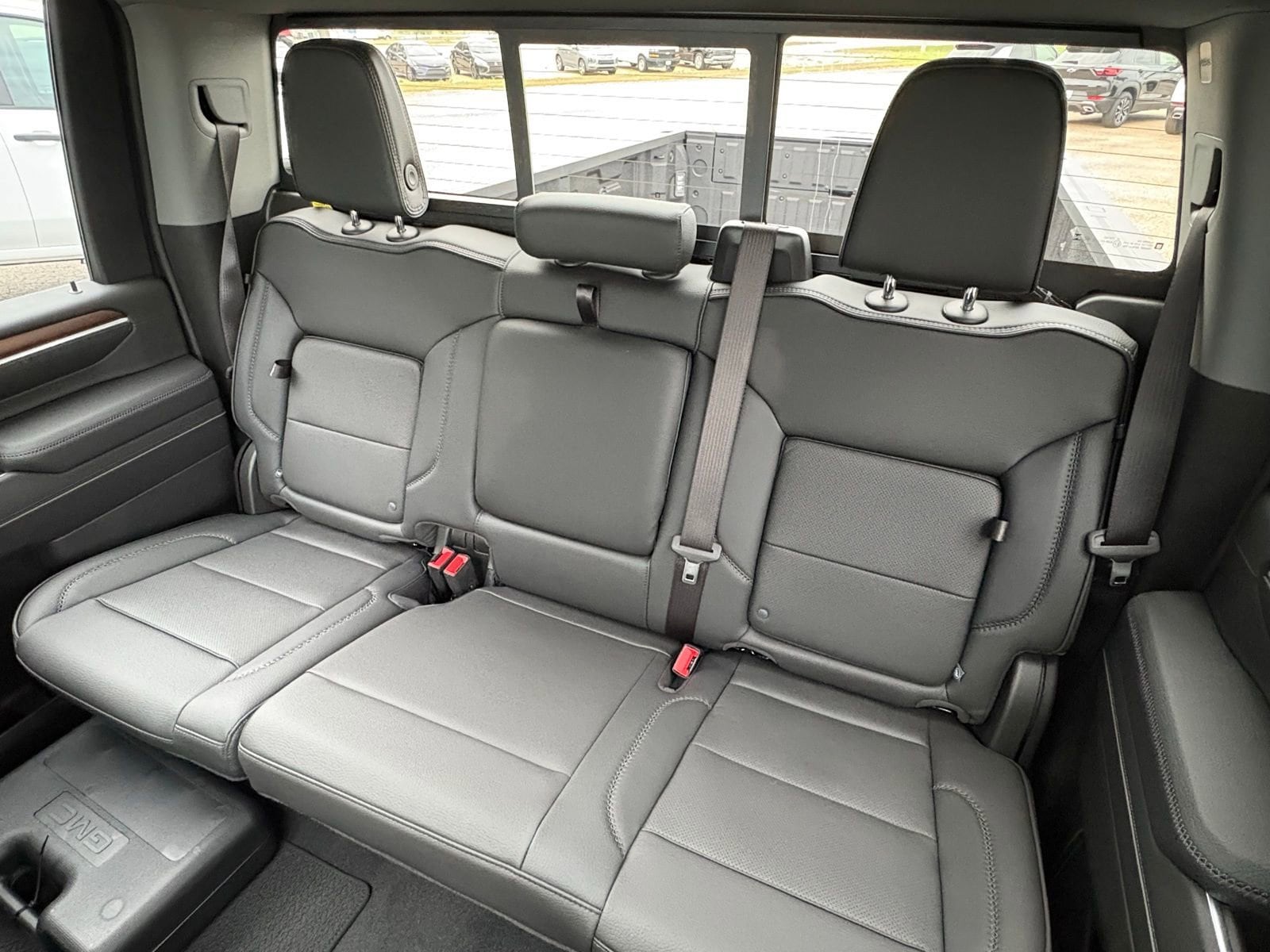 2026 GMC Sierra 3500HD Denali - Photo 13