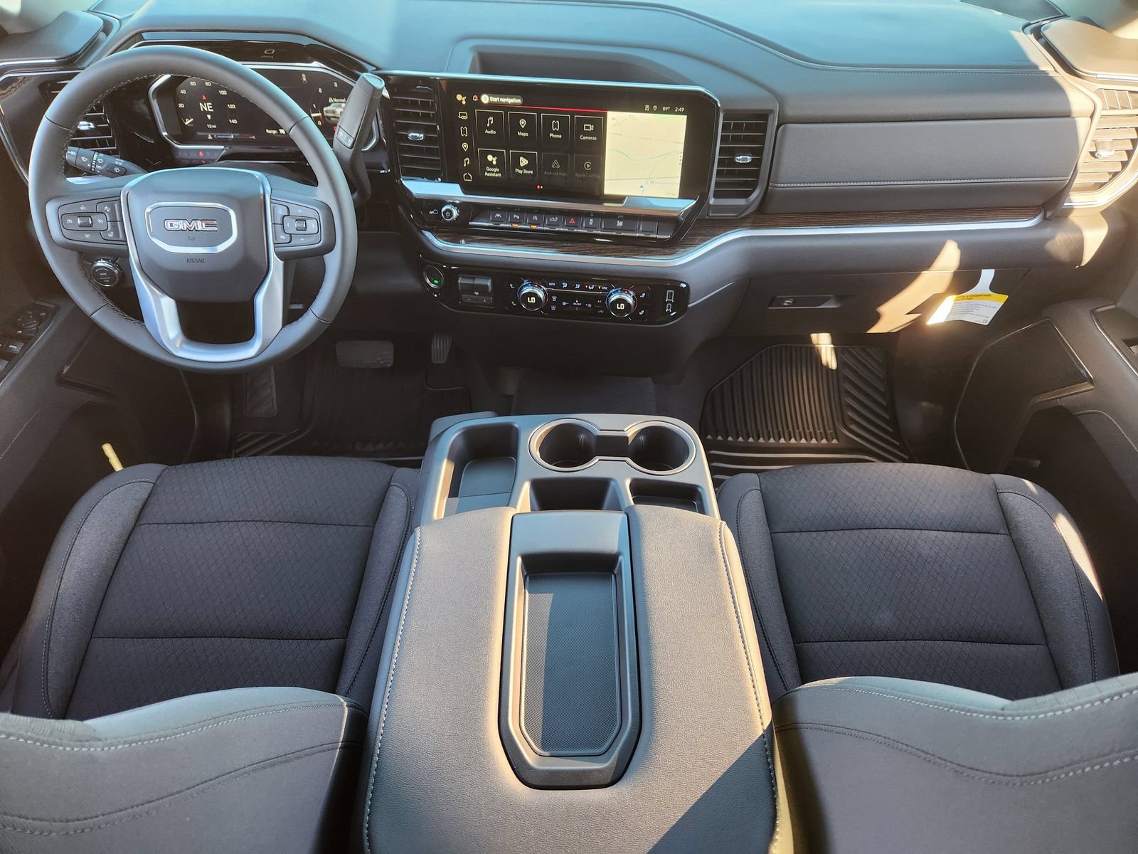 2026 GMC Sierra 1500 SLE - Photo 18