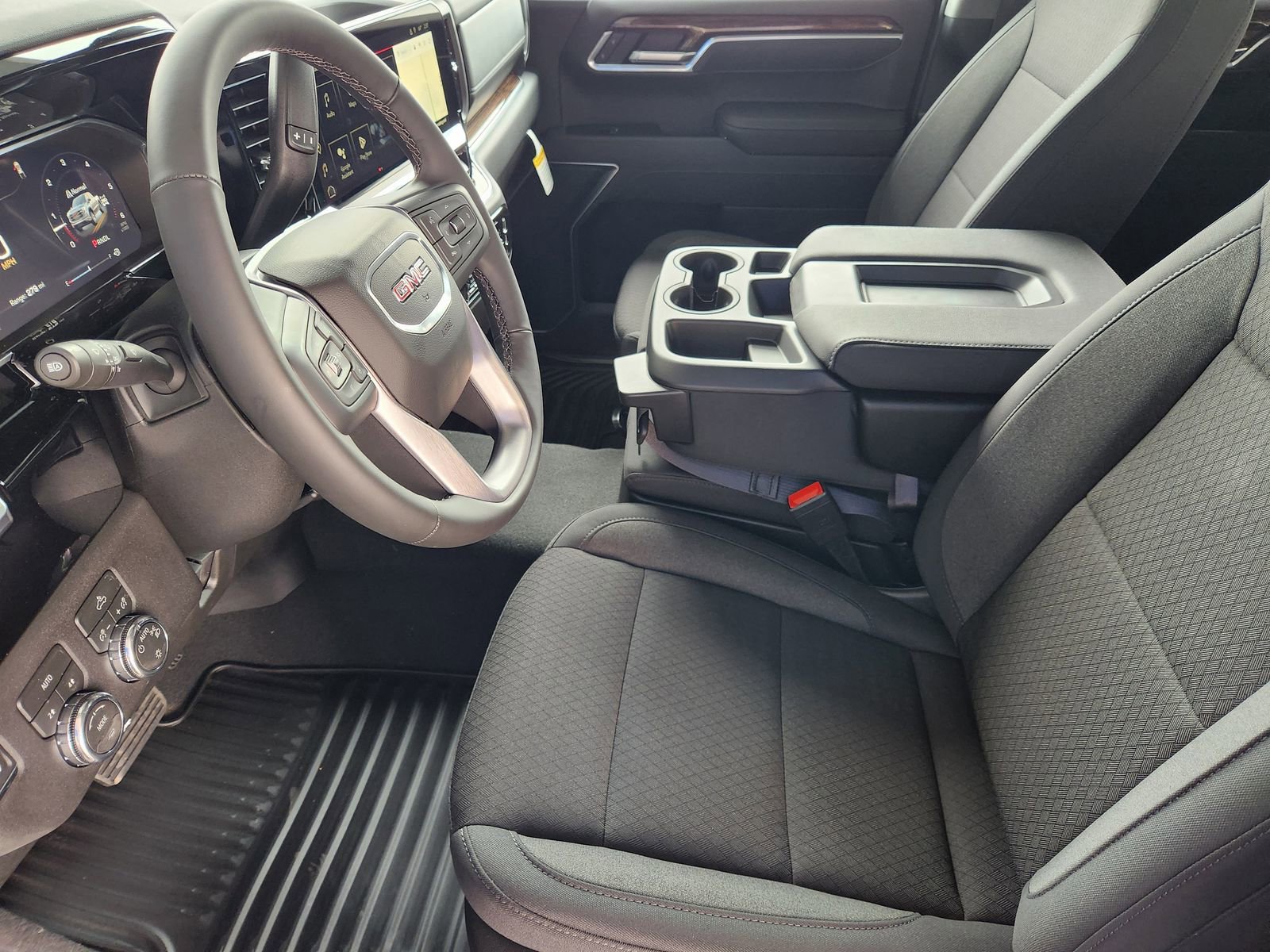 2026 GMC Sierra 1500 SLE - Photo 9