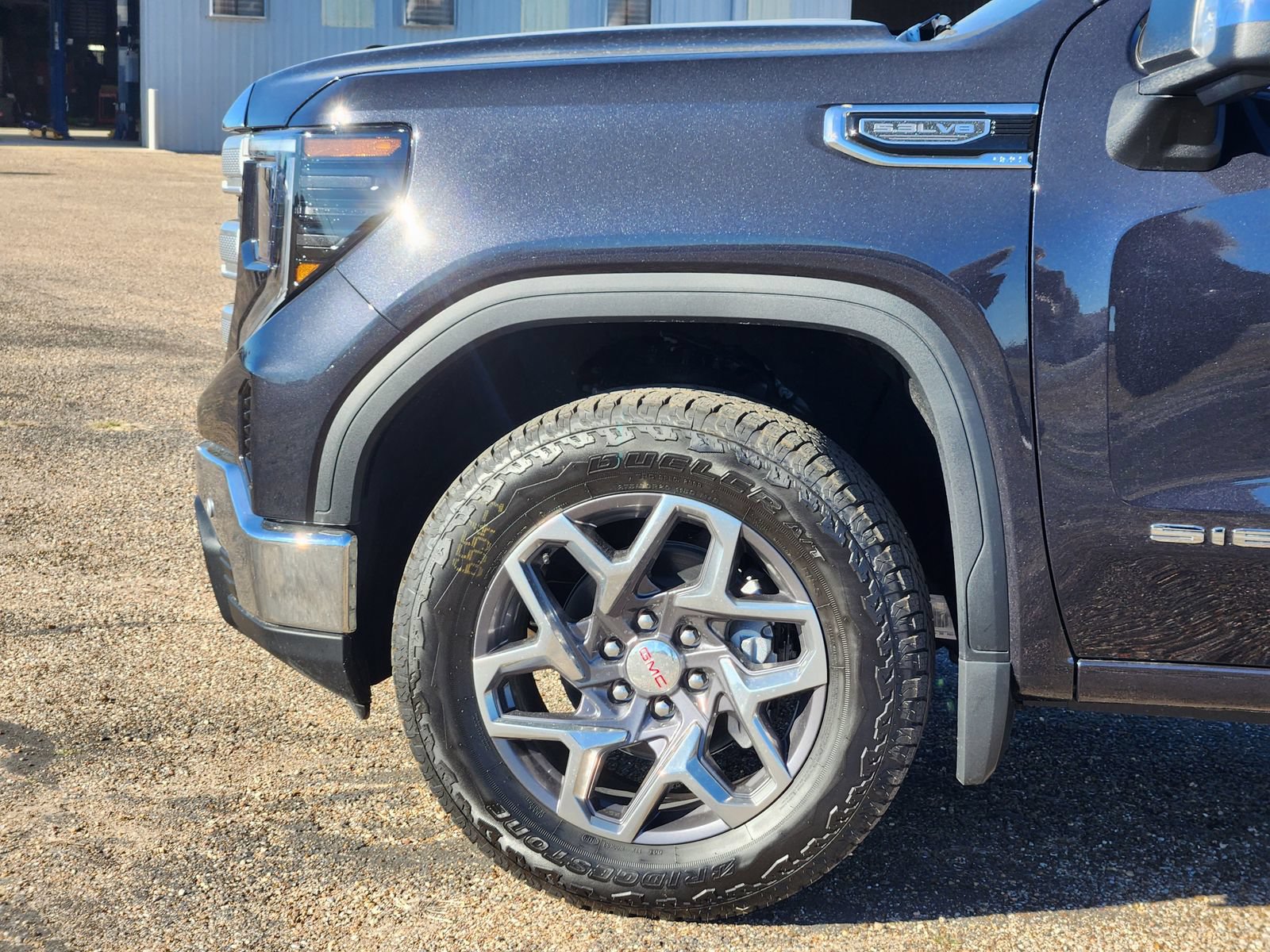 2026 GMC Sierra 1500 SLE - Photo 6
