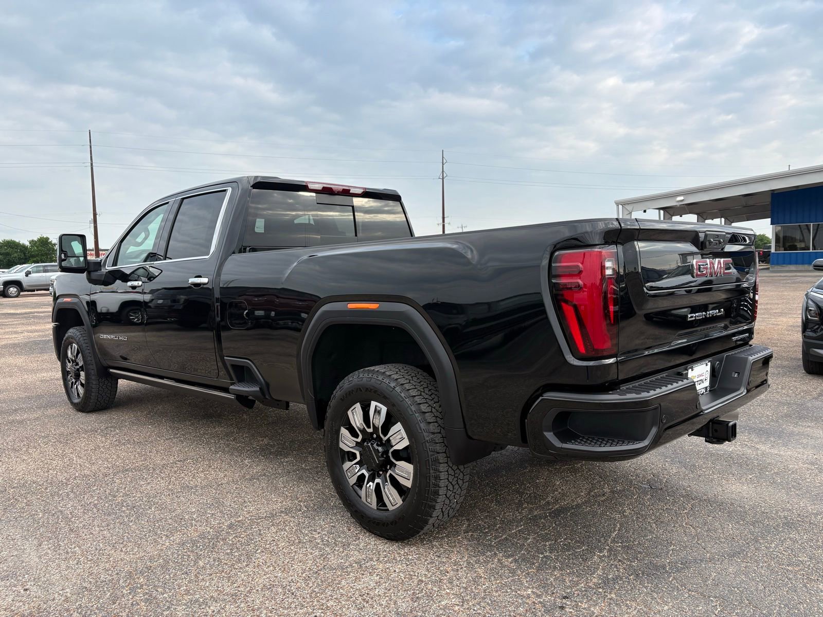 2026 GMC Sierra 3500HD Denali - Photo 3