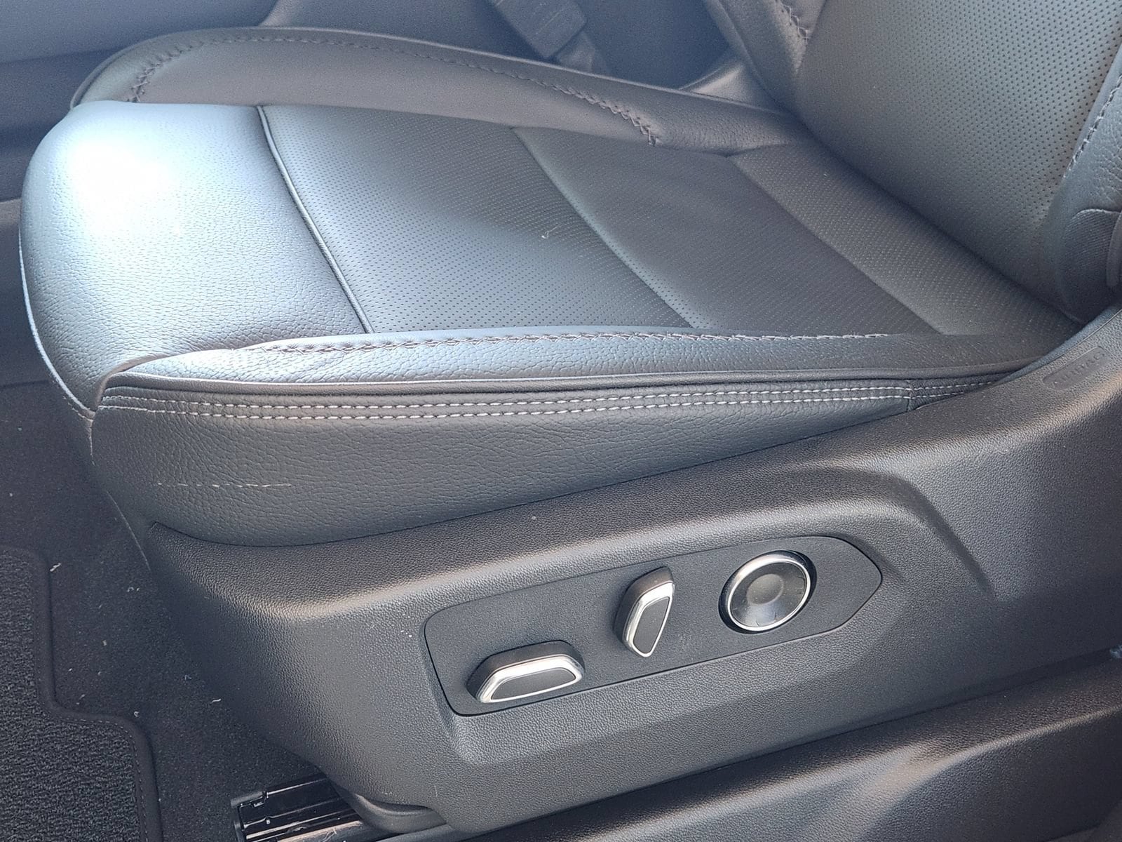2026 GMC Sierra 2500HD Denali - Photo 18