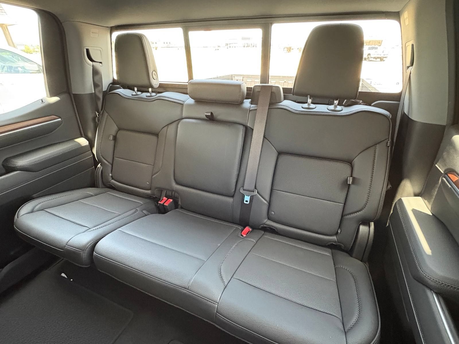 2026 GMC Sierra 2500HD SLT - Photo 14