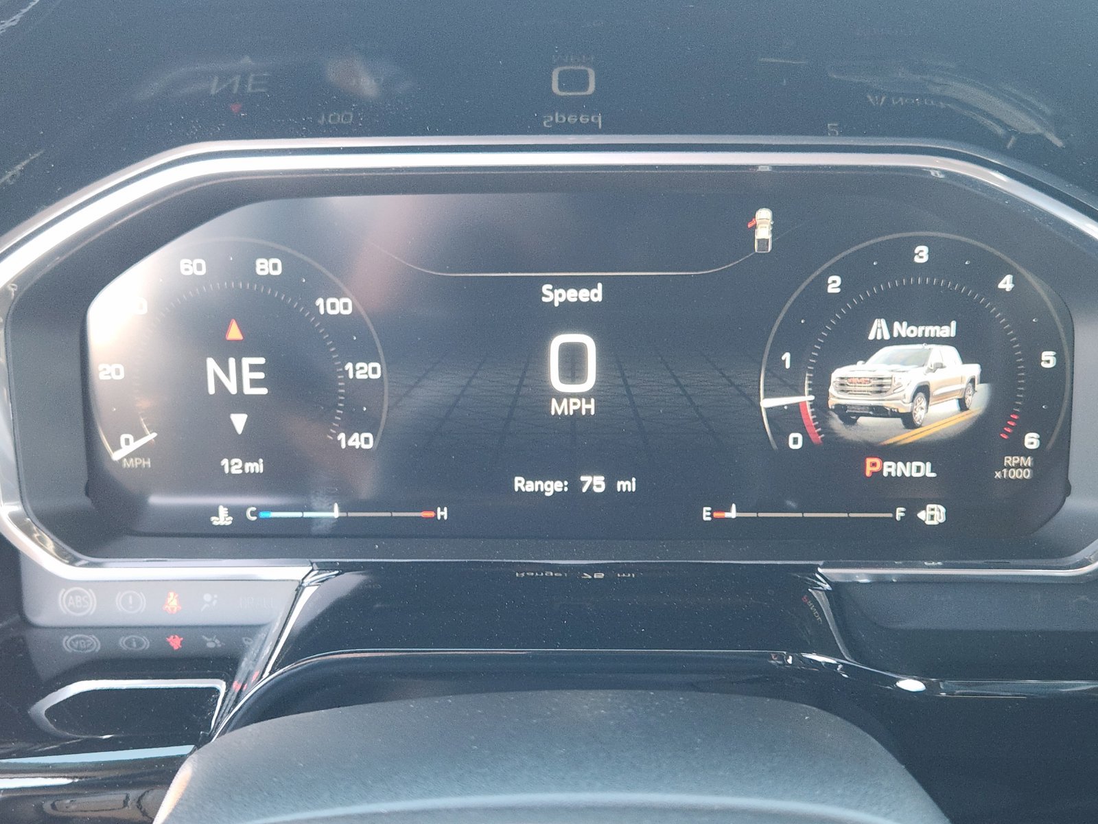 2026 GMC Sierra 1500 SLE - Photo 12