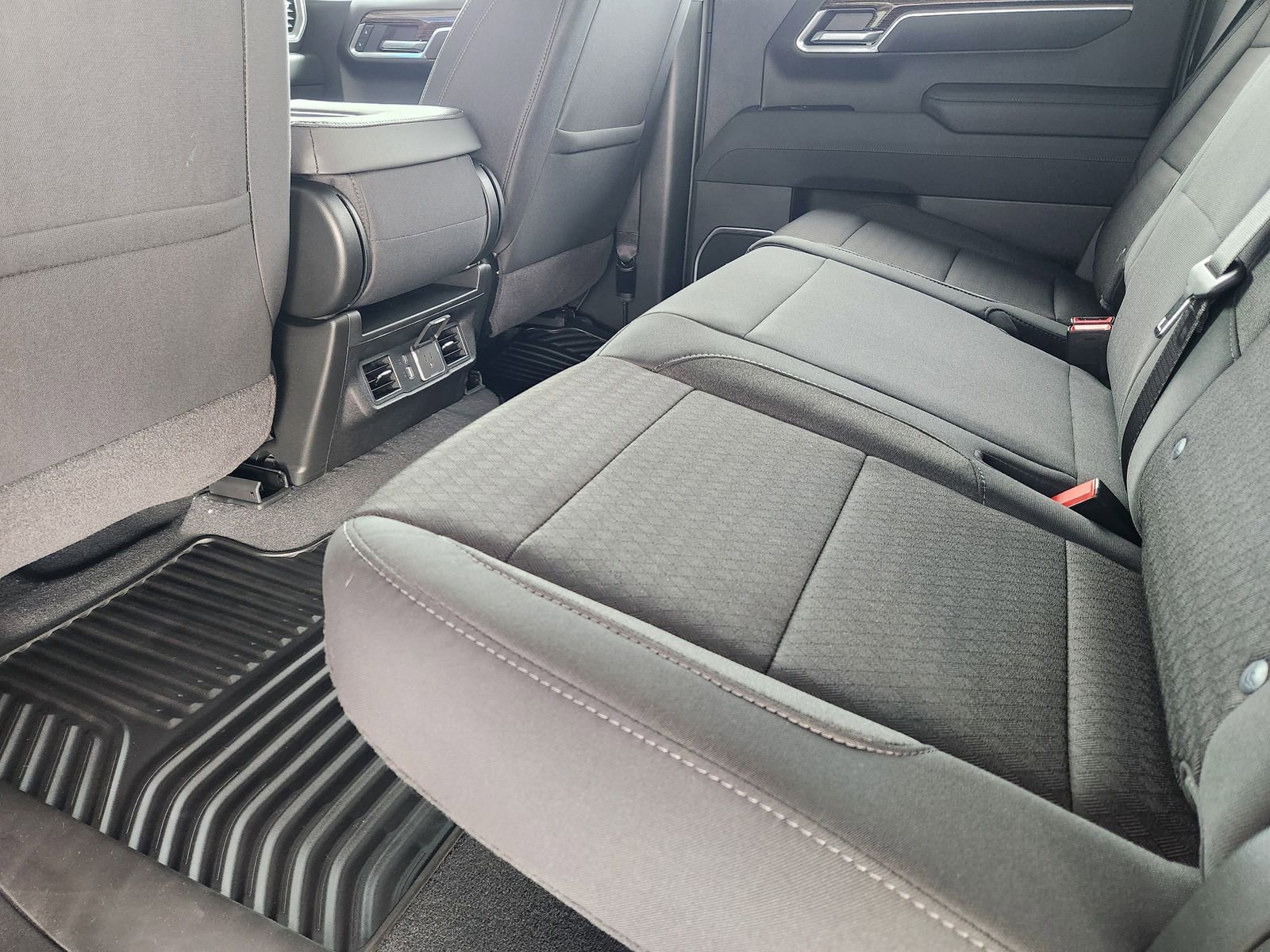 2026 GMC Sierra 1500 SLE - Photo 21