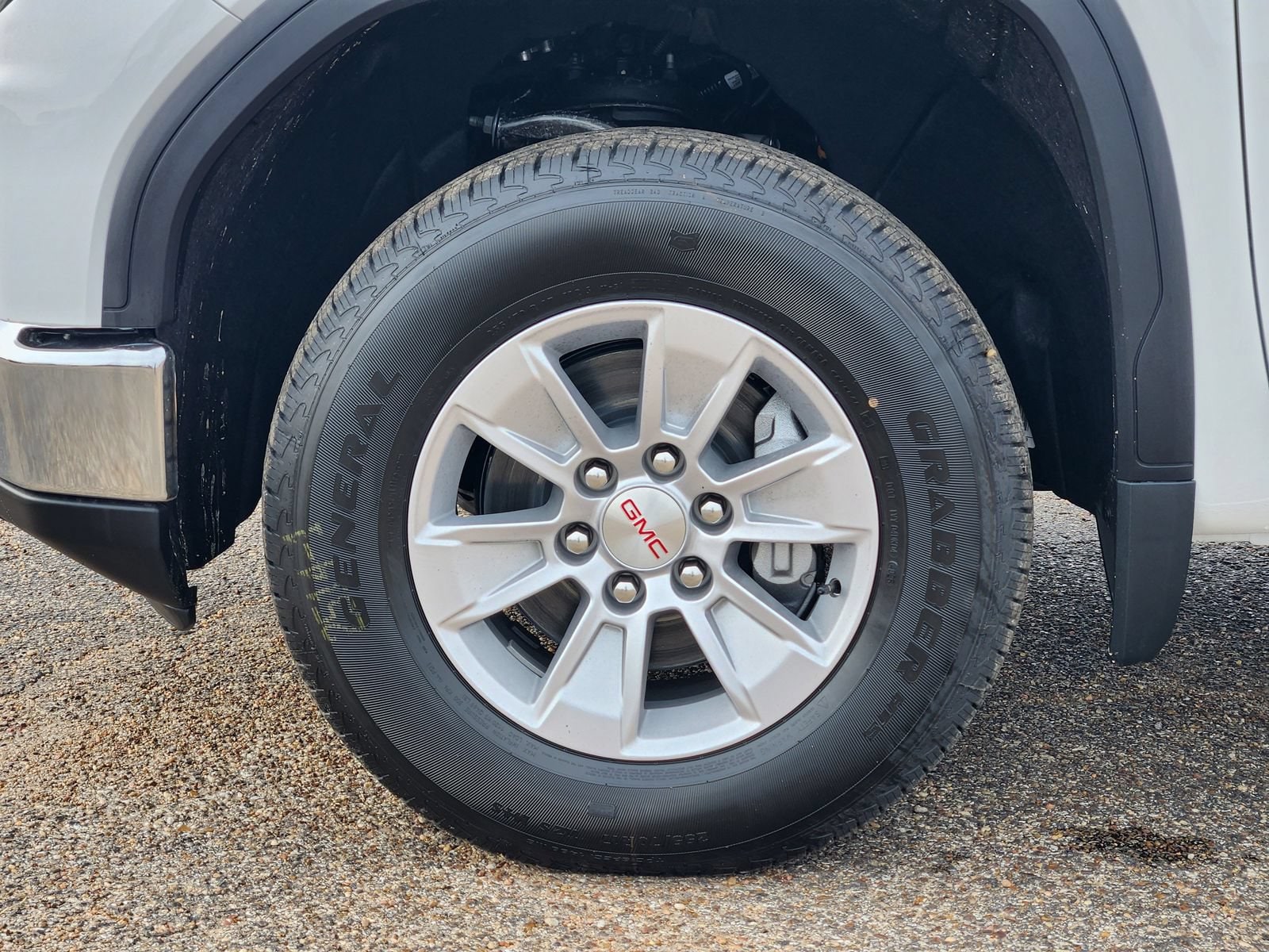 2026 GMC Sierra 1500 SLE - Photo 7