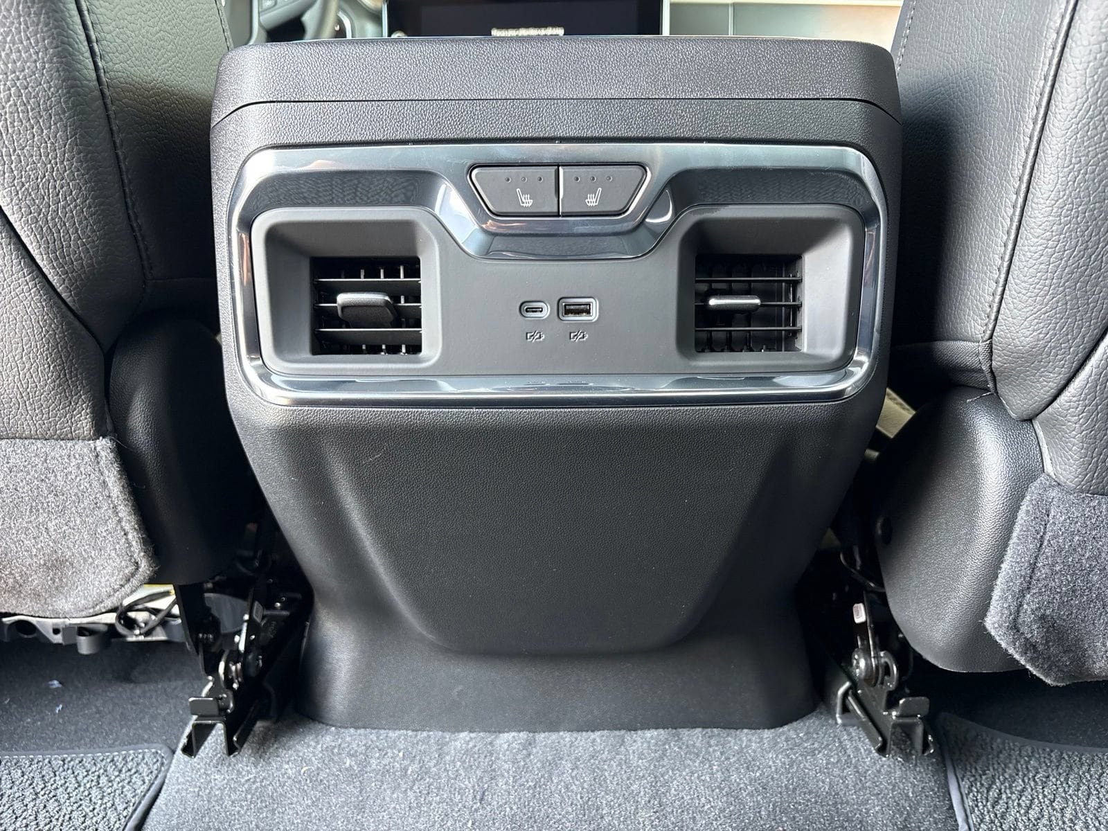 2026 GMC Sierra 1500 Denali - Photo 15