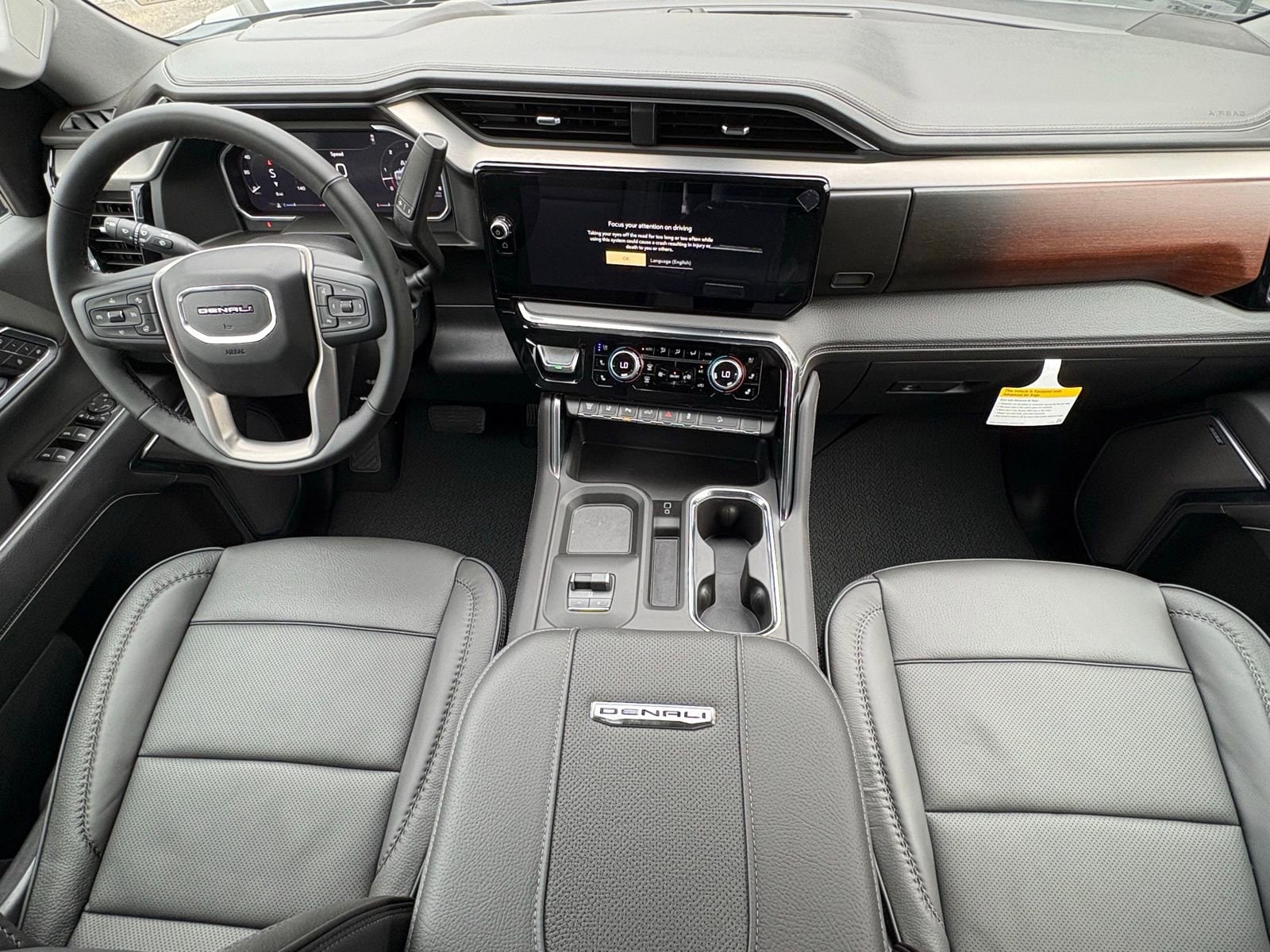 2026 GMC Sierra 3500HD Denali - Photo 10