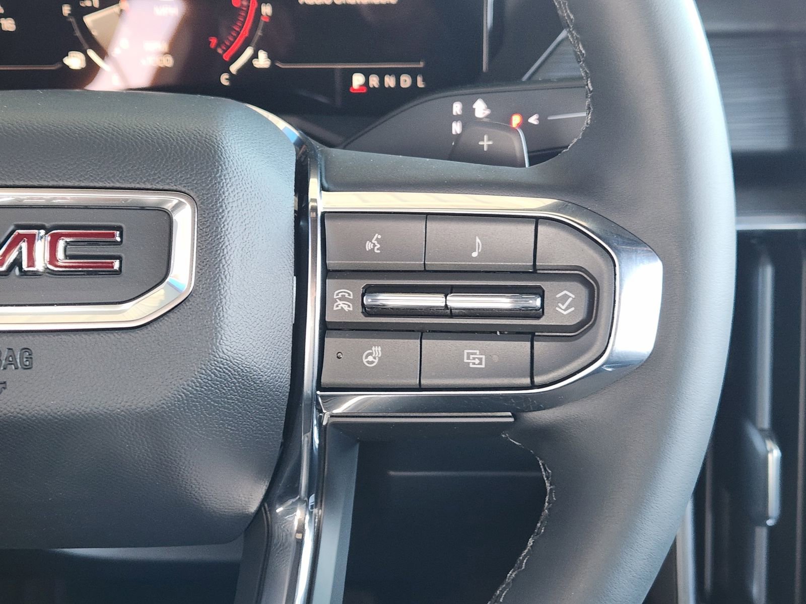 2026 GMC Acadia Elevation - Photo 28