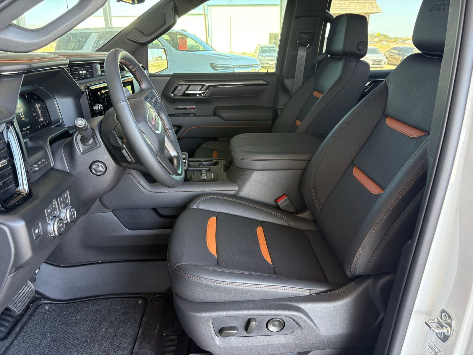 2026 GMC Sierra 1500 AT4 - Photo 8