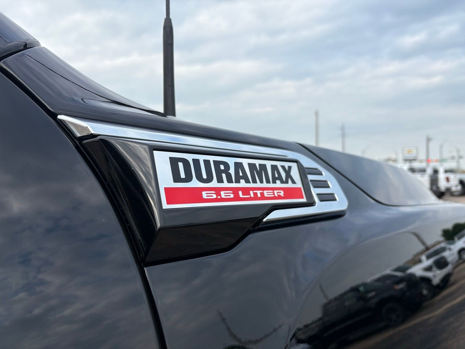 2026 GMC Sierra 3500HD Denali - Photo 6