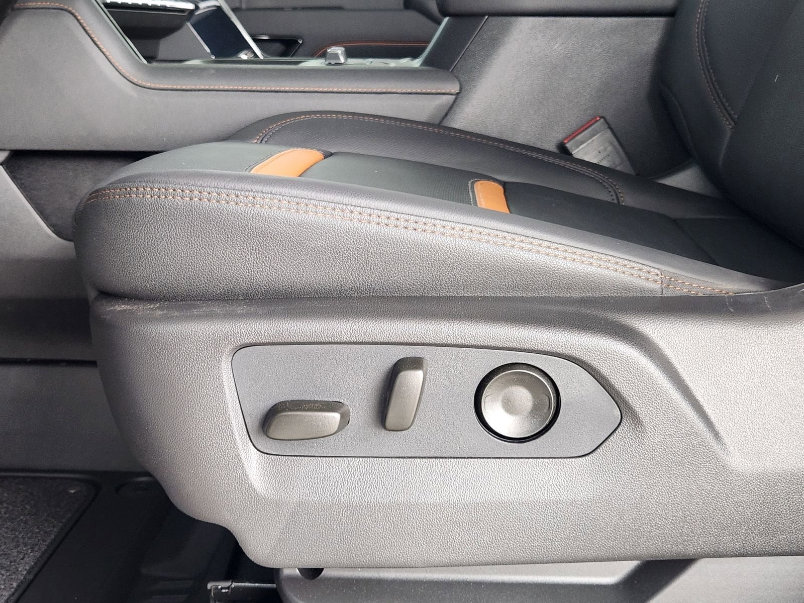2026 GMC Sierra 2500HD AT4 - Photo 19